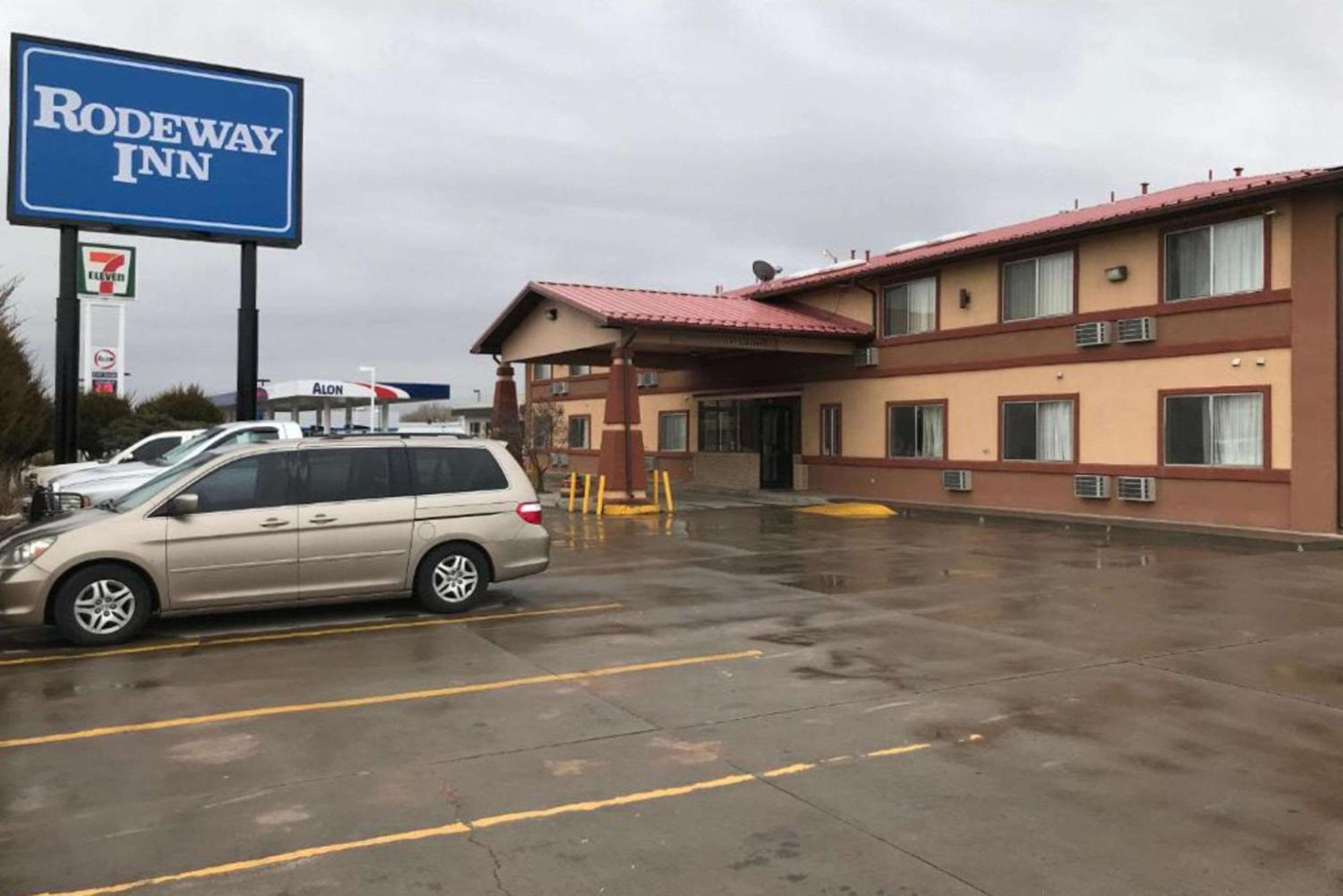 Rodeway Inn Moriarty Exterior photo